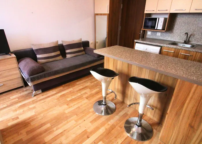 Magnolia 3 - Menada * סאני ביץ'