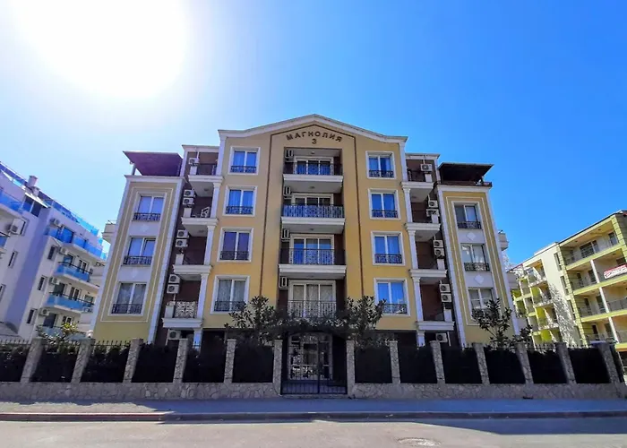 Magnolia 3 - Menada דירה סאני ביץ'